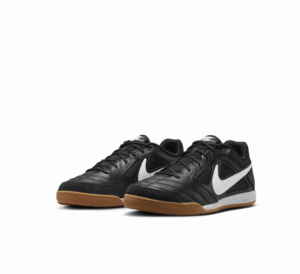 Nike Gato Responsive Cushioning Layer Balanced Fit