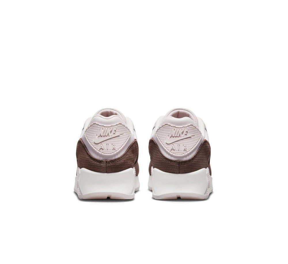 NIKE AIR MAX 90 LTR Valley Hike Scratch Resistant Toe