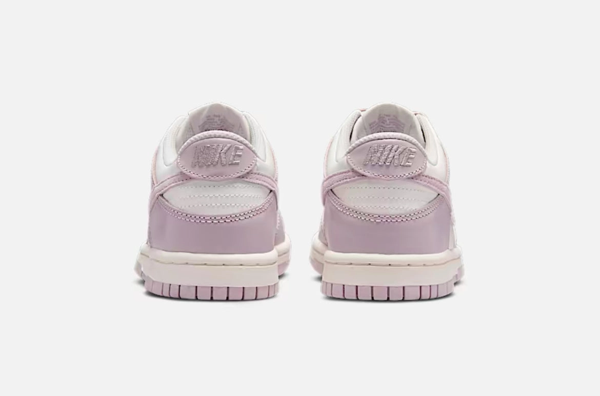Pre-Order Lilac Pink Pink and Black Swarovski Womens Nike Dunk Shoes Walk With Ease Easy To Clean
