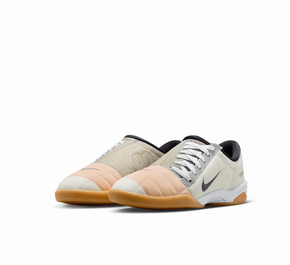 Nike Total 90 Slow Step Uni Life