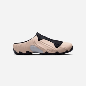 Clogposite Casual Day