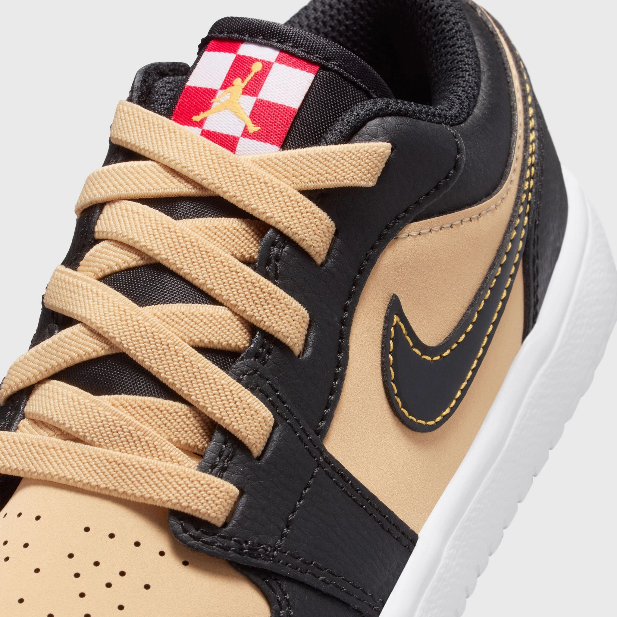 Optimal Arch Support reinforced construction Jordan 1 Low SE PS Sesame / Fire Red - Black