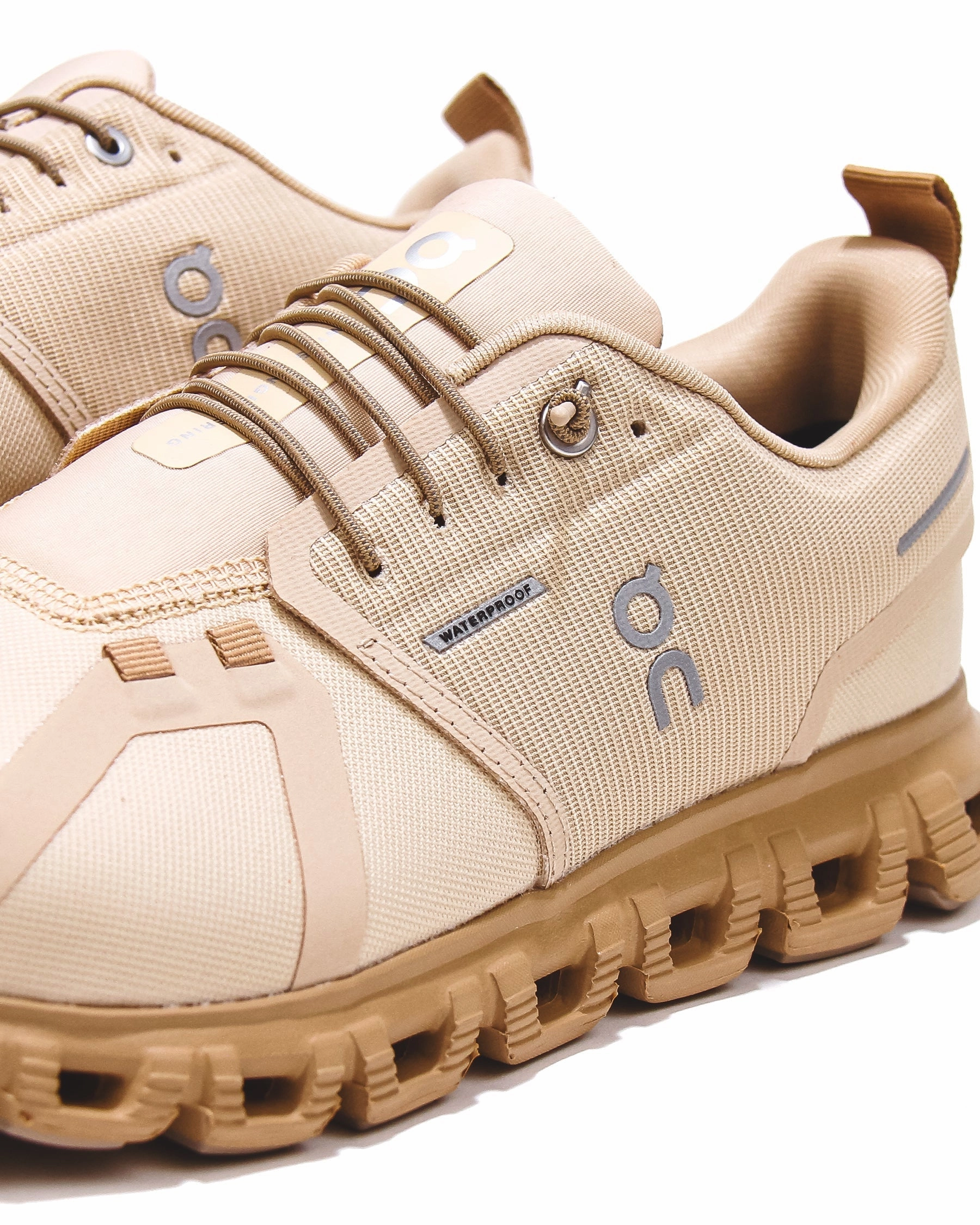 ON Men Cloud 6 WP Sand Dune Core 3MF10061441 foam - midsole shoes Elastic cuffs