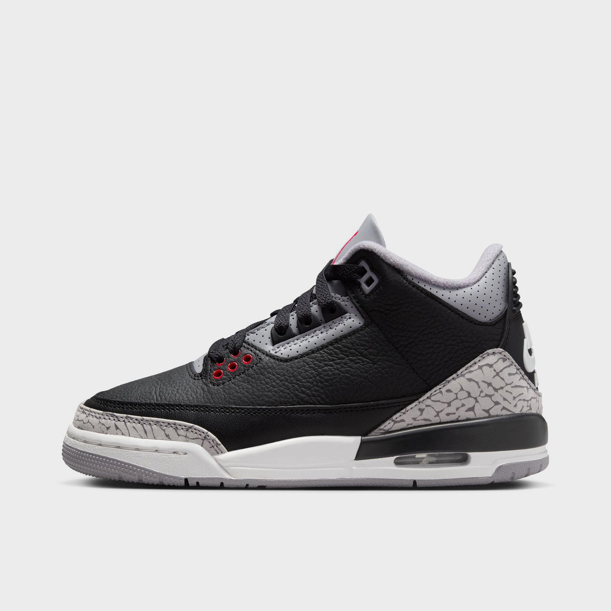Jordan 3 Retro GS Black / Fire Red - Cement Grey Pro Performance Step Sharp