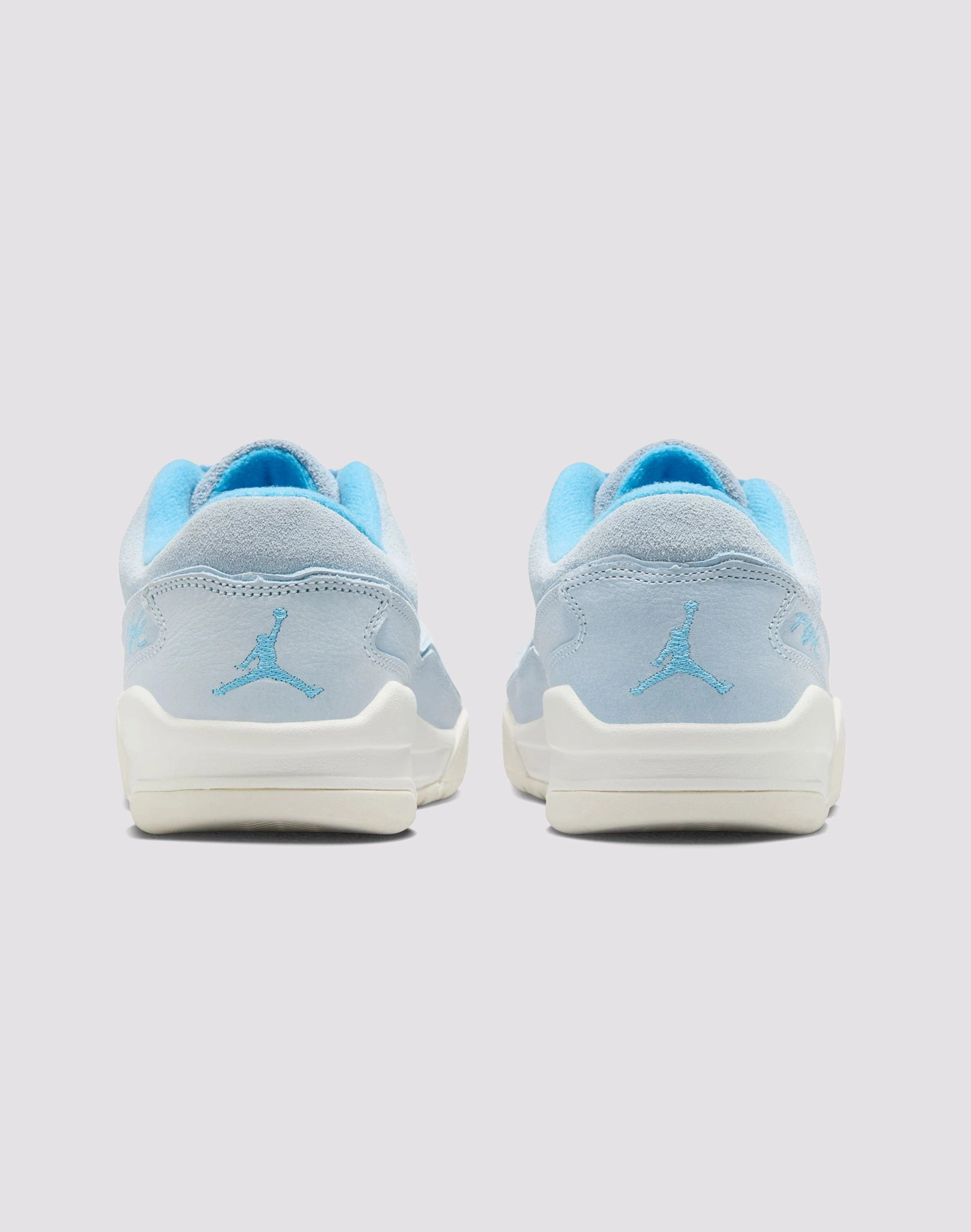 Ultra Light Construction Jordan Flight Court "Hydrogen Blue/University Blue/Sail"