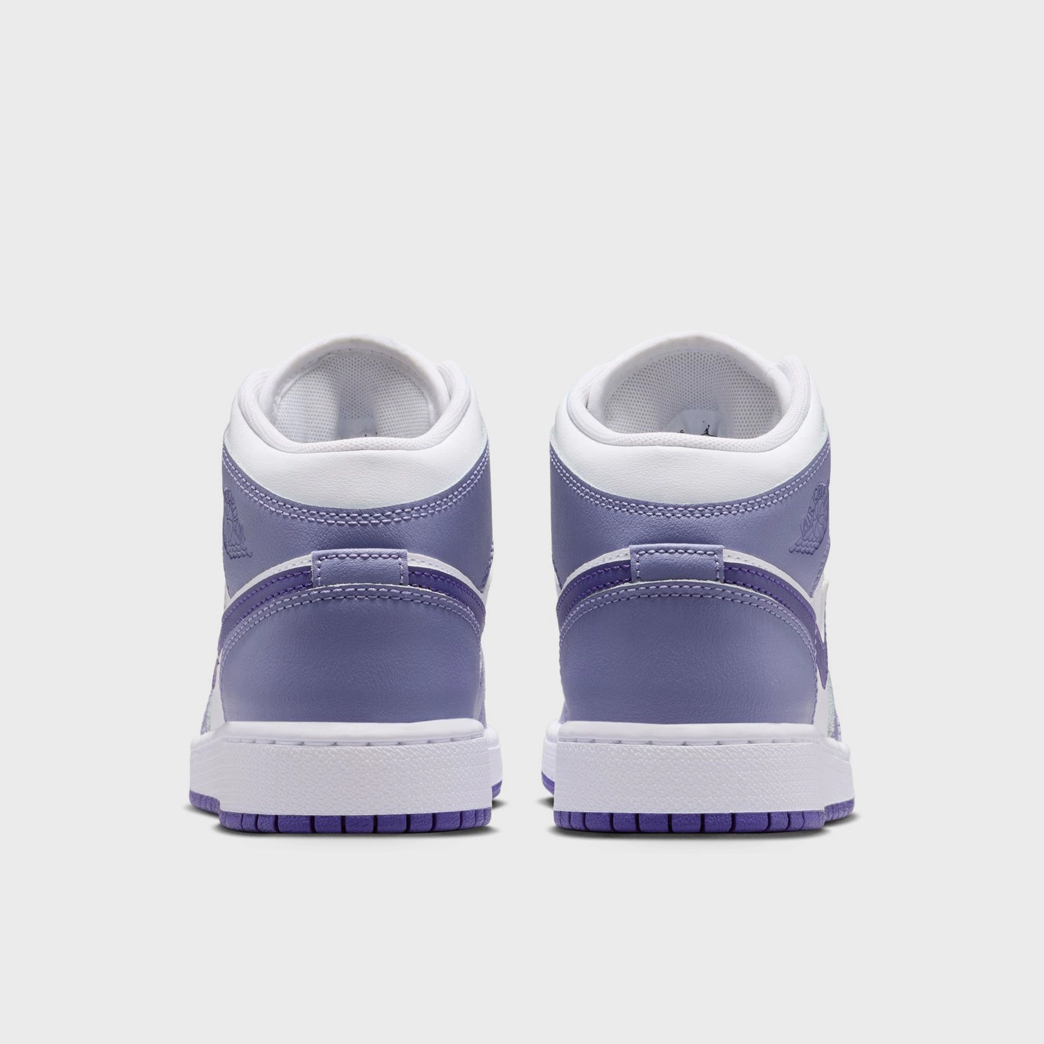 Asymmetric Support Frame Reinforced Sides Jordan 1 Mid GS Dusty Amethyst / Court Purple - White