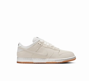 Nike SB Dunk Low Pro B Blossom Hike Modern Street