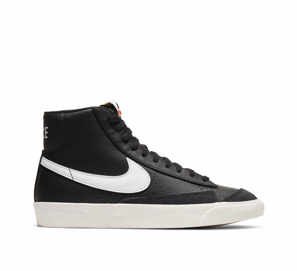 NIKE BLAZER MID '77 VINTAGE Stylish Appearance