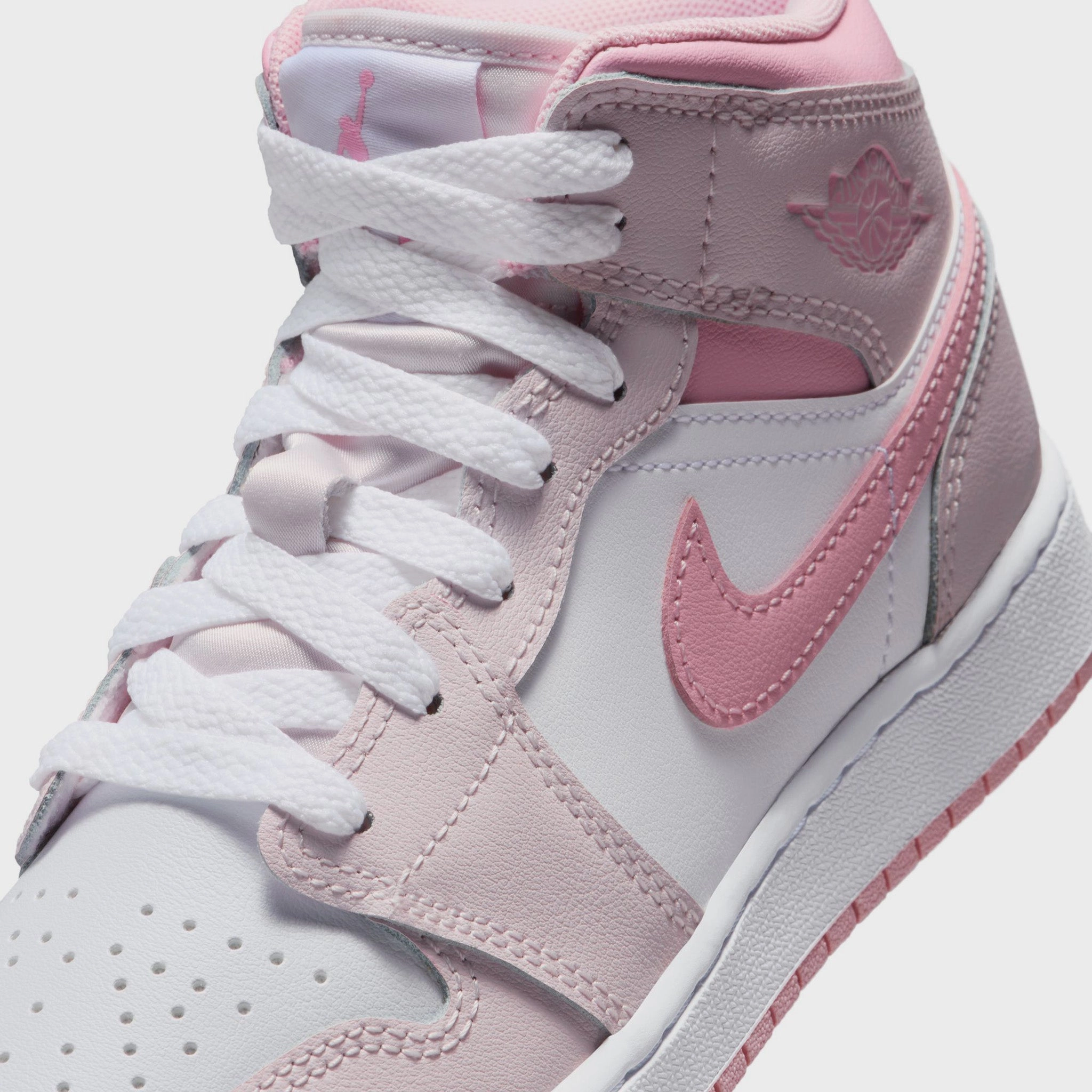 Jordan 1 Mid GS Pearl Pink / Medium Soft Pink - White Comfortable Arch Support