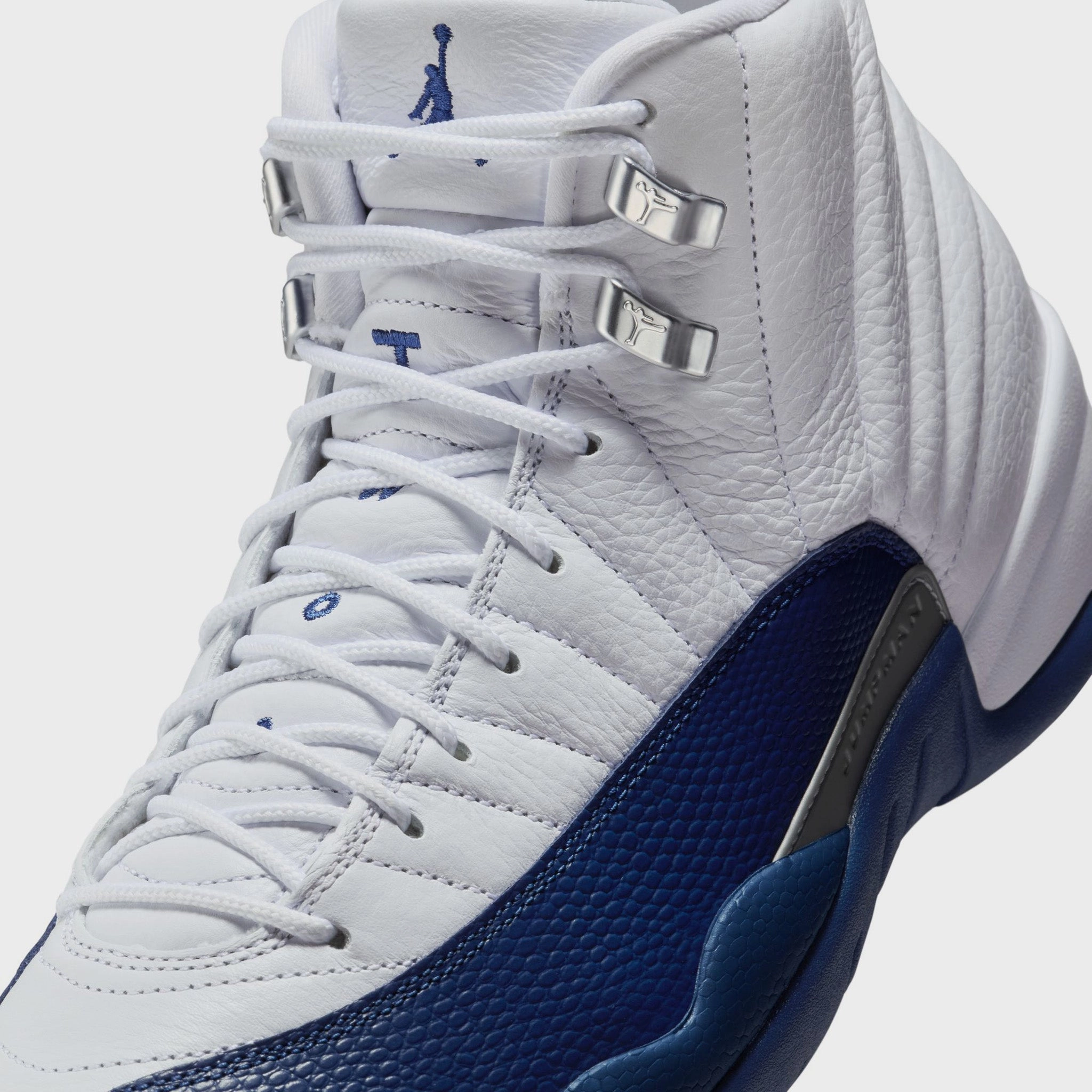 Lightweight Cushioning System Enhanced Heel Lockdown Jordan 12 Retro White / French Blue - Metallic Silver
