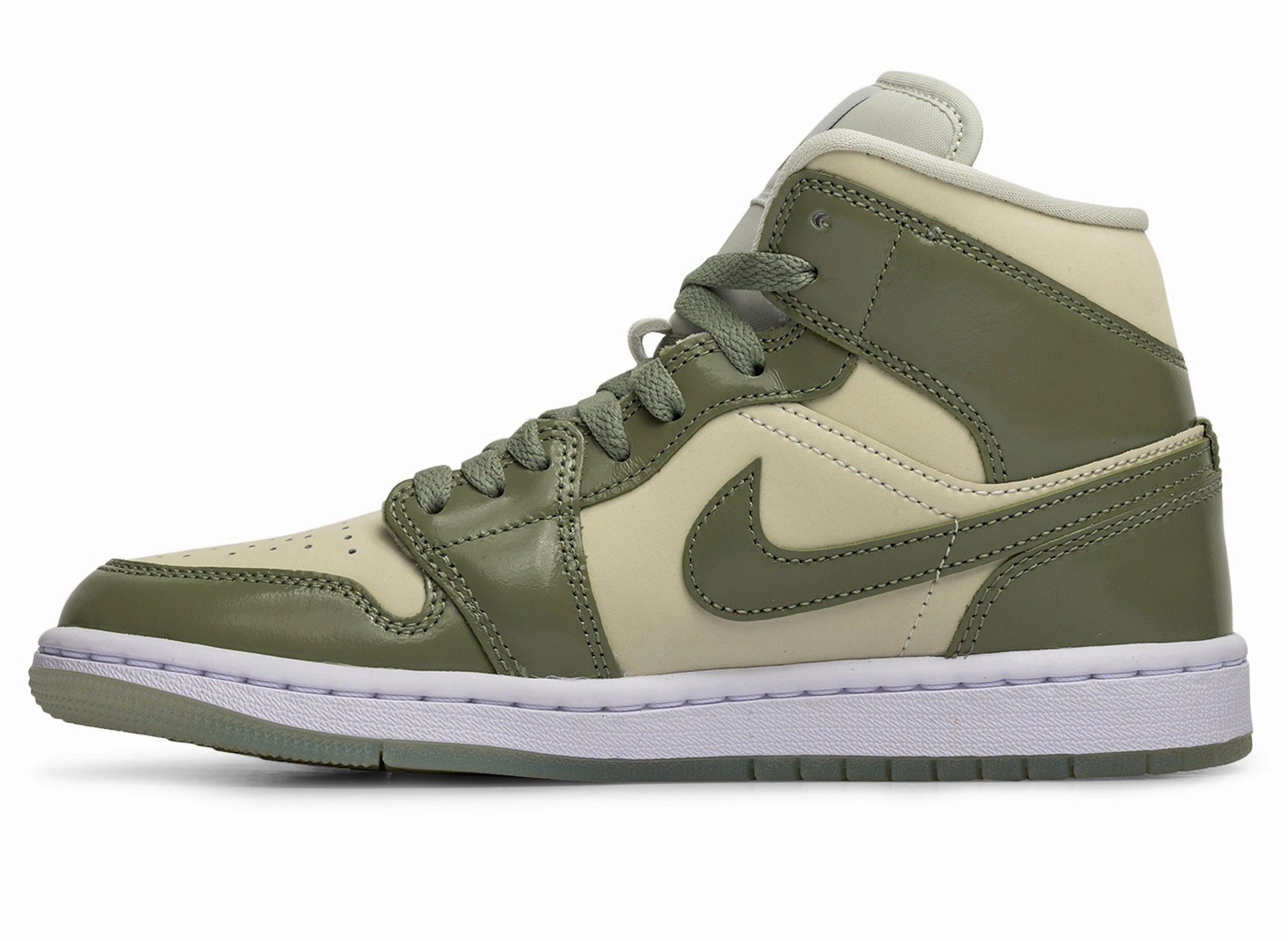 Club Pace Women's Air Jordan 1 Mid SE