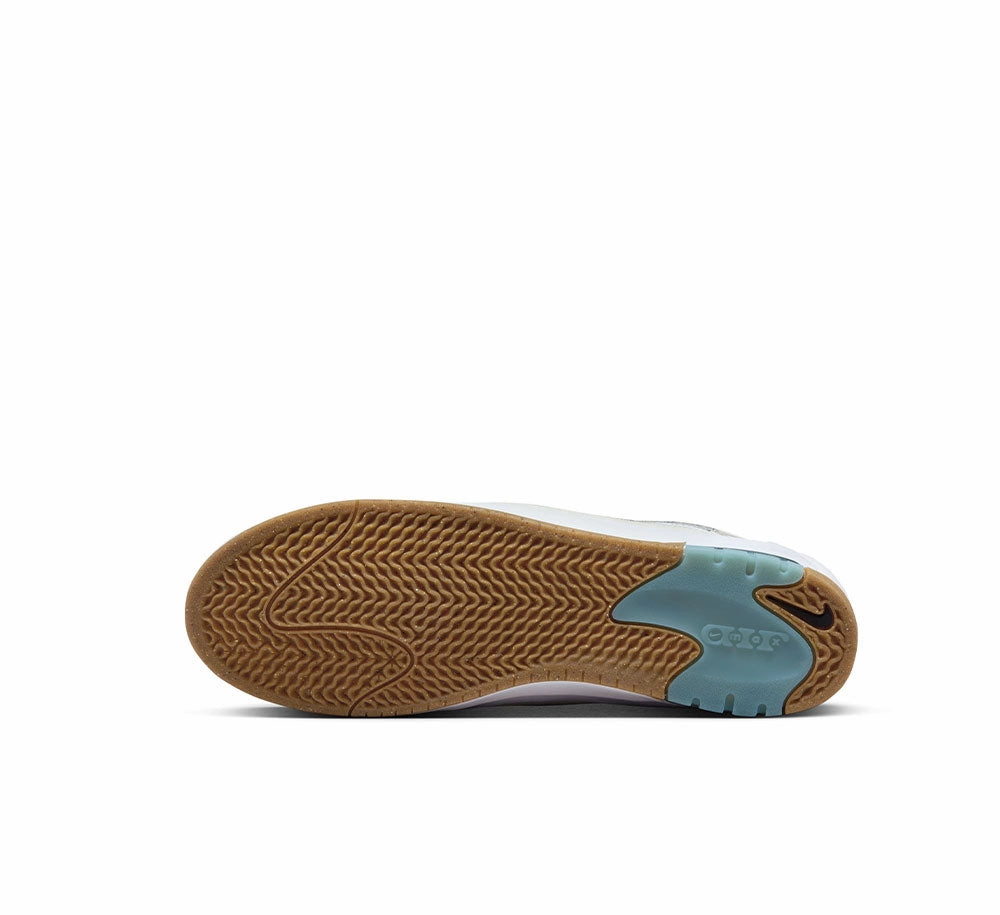 Trendy Footwear Tunnel Trek Nike Air Max Ishod