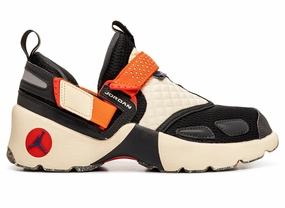 Elastic Sides Garden Tour Women's Jordan Trunner LX RA