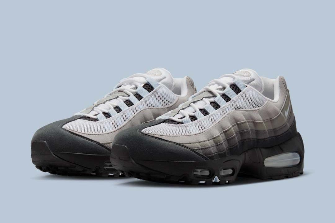Women's Nike Air Max 95 OG Walking Friendly hook and loop closure