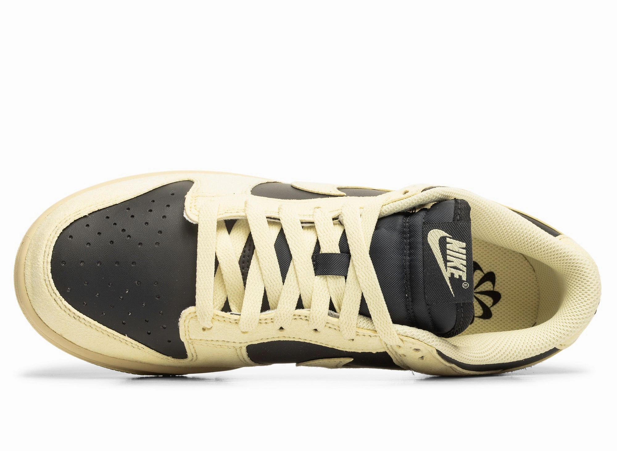 Fresh Look Women's Nike Dunk Low