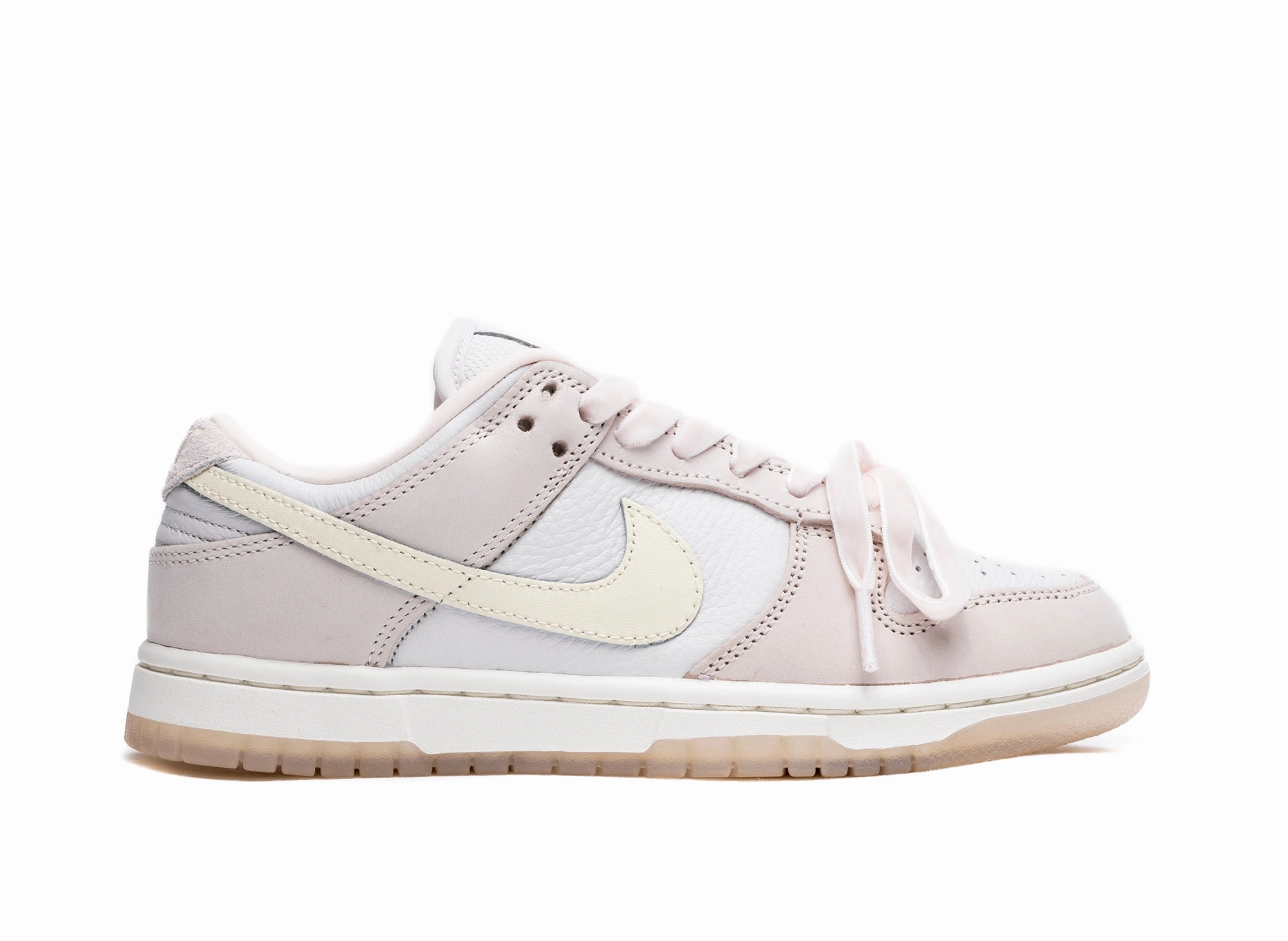 Women's Nike Dunk Low Premium Smooth Grip Balanced Walk