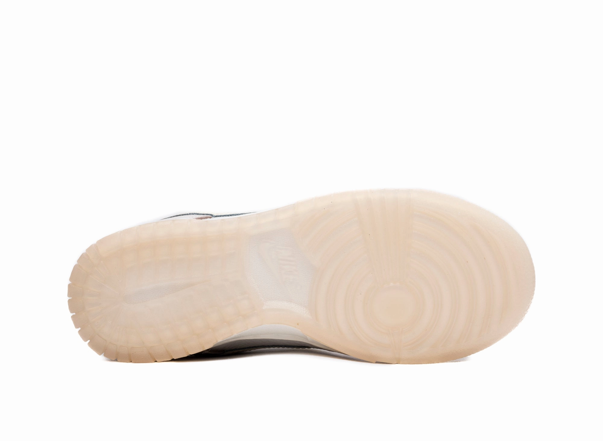 Flexibility Women's Nike Dunk Low Premium