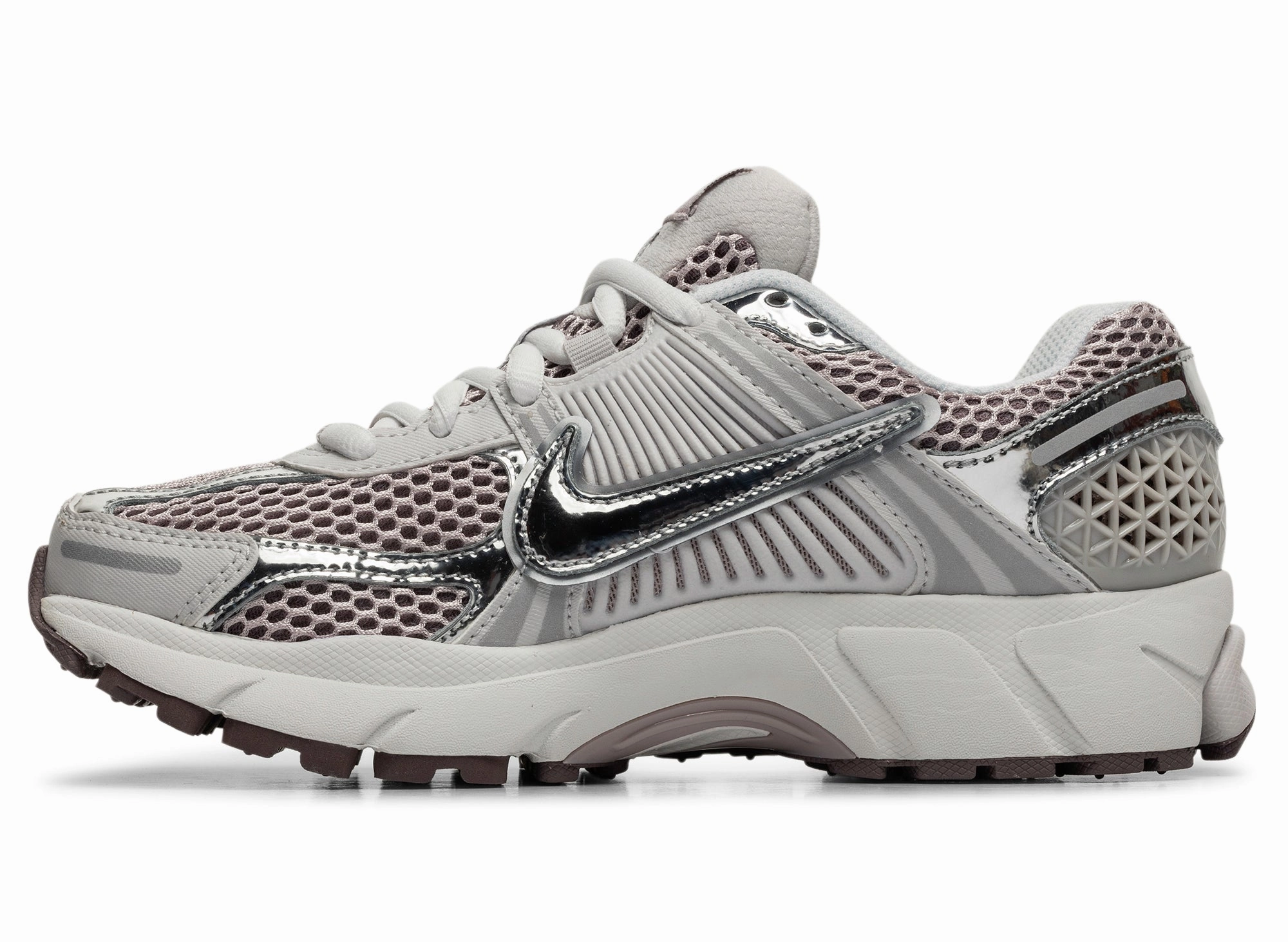 Women's Nike Zoom Vomero 5 Slow Pace Step Safe